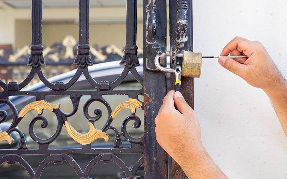 trouver un serrurier honnete Paris 15